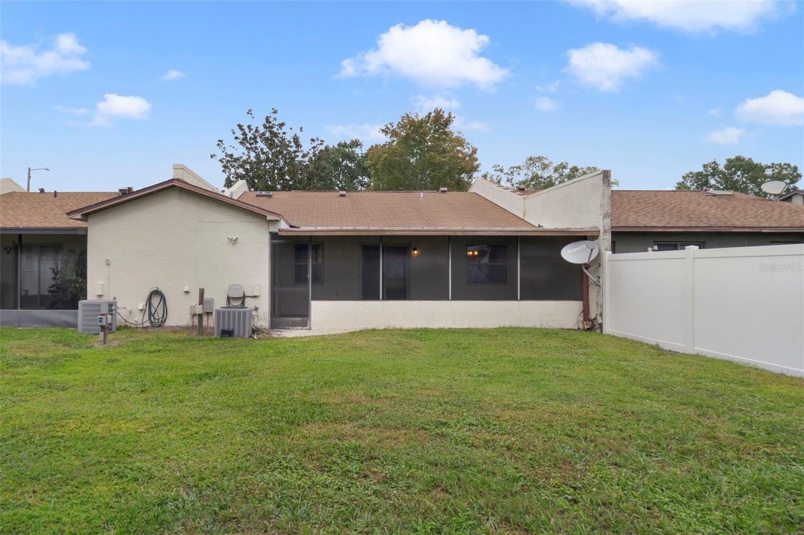 Image 17 of 22 For 7850 Altavan Avenue