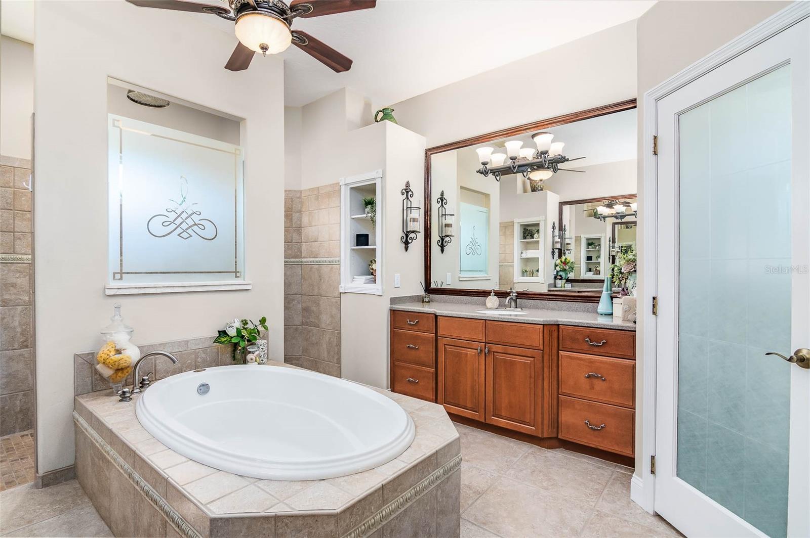 Image 70 of 82 For 6115 Anello Drive