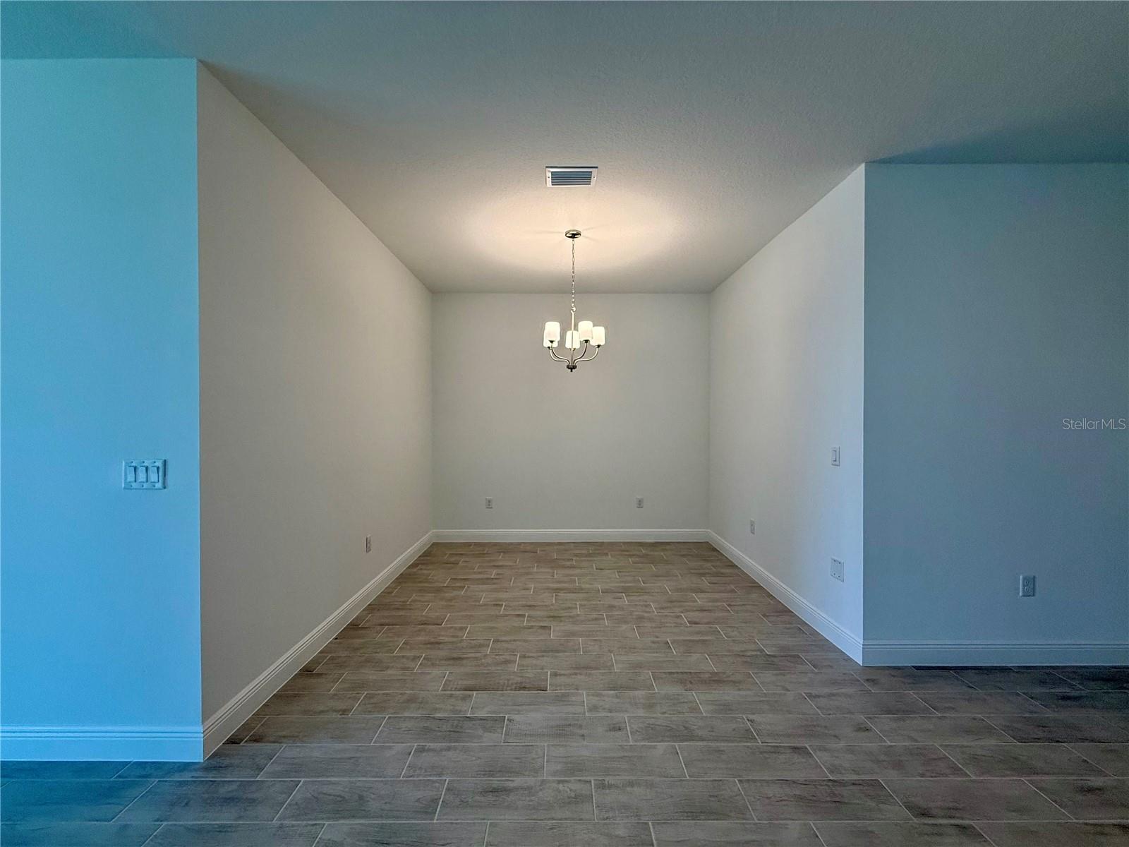 Image 16 of 32 For 2288 Juniper Berry Drive