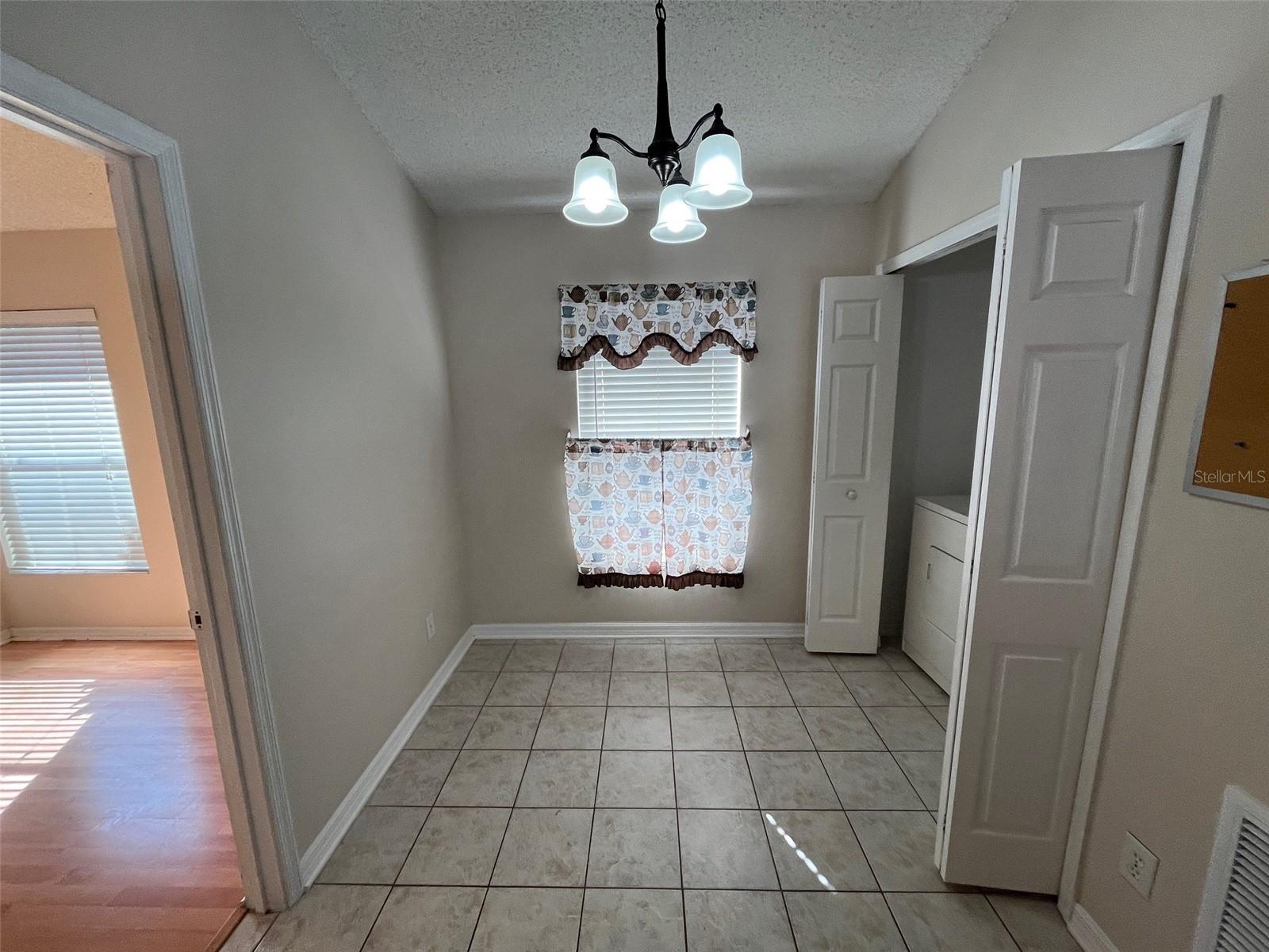 Image 10 of 22 For 1182 Sheeler Hills Drive