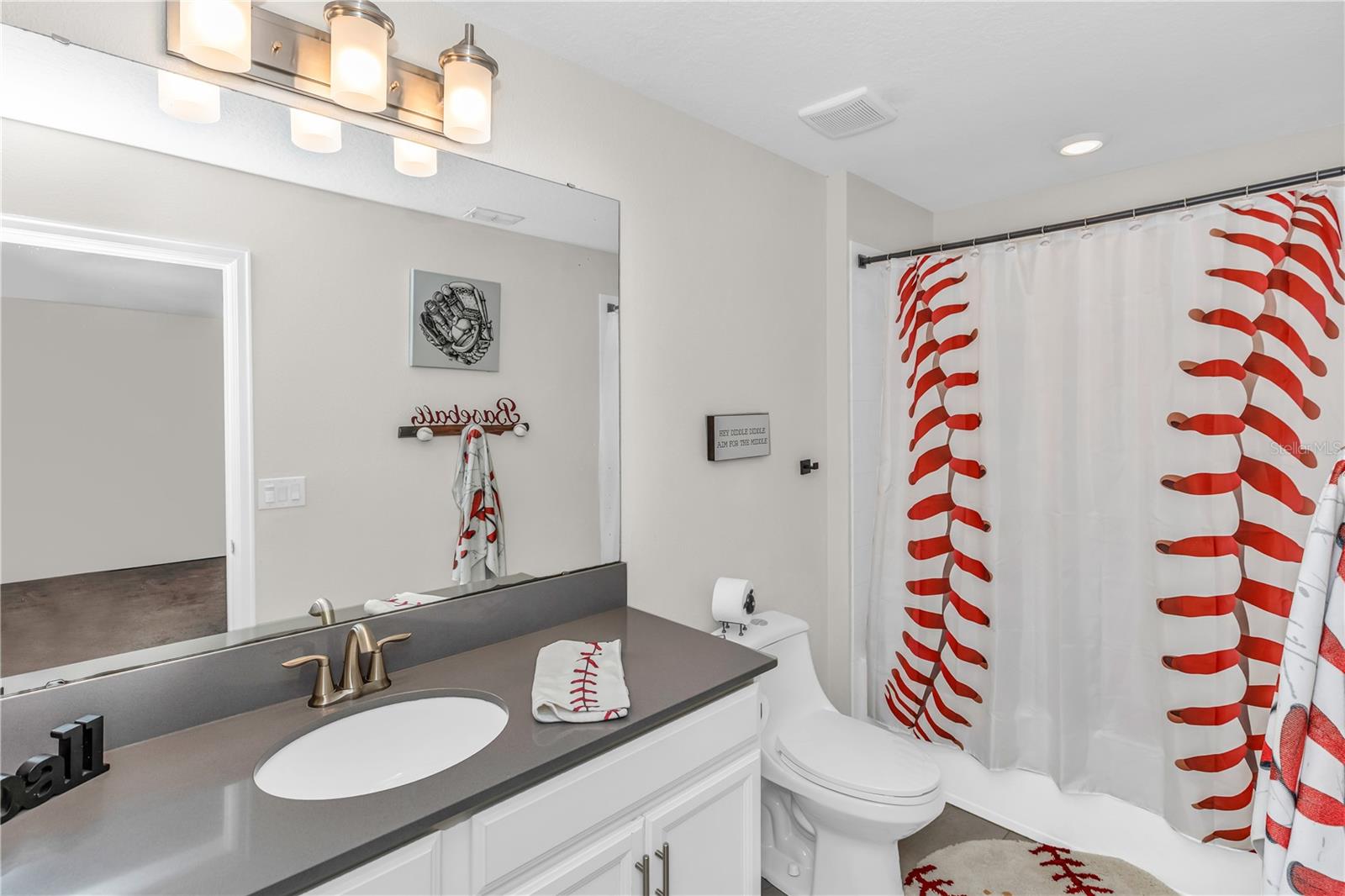 Listing photo id 21 for 1455 Olympic Club Boulevard