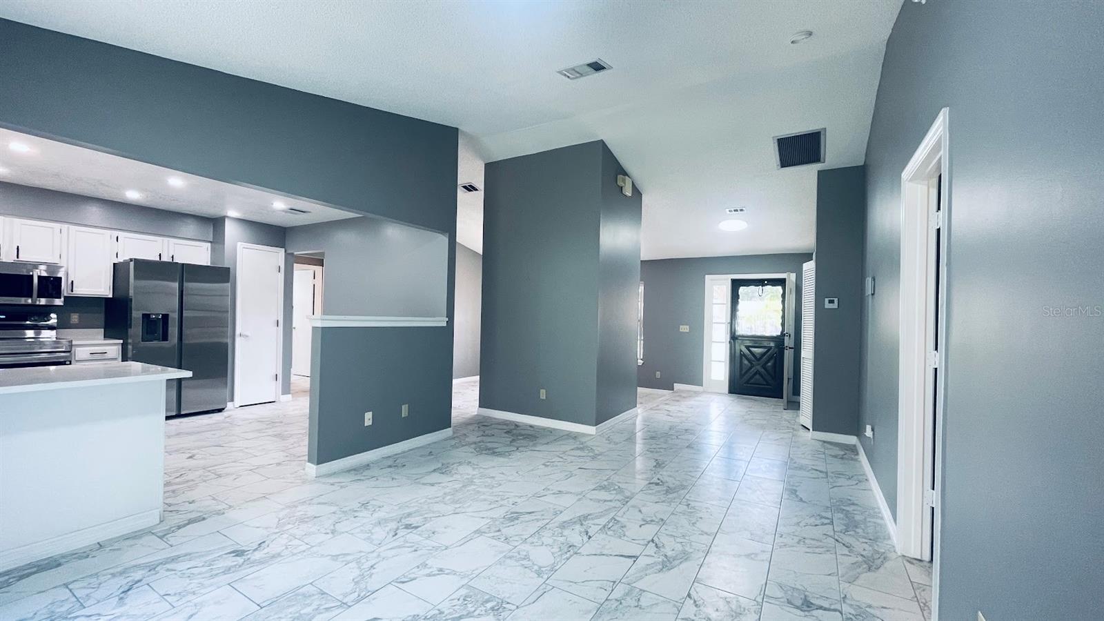 Image 6 of 20 For 6807 Galle Court