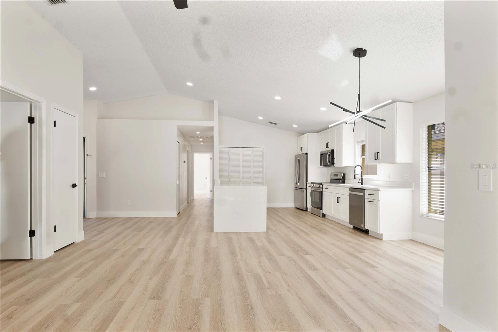 Image 6 of 19 For 2659 Walden Court