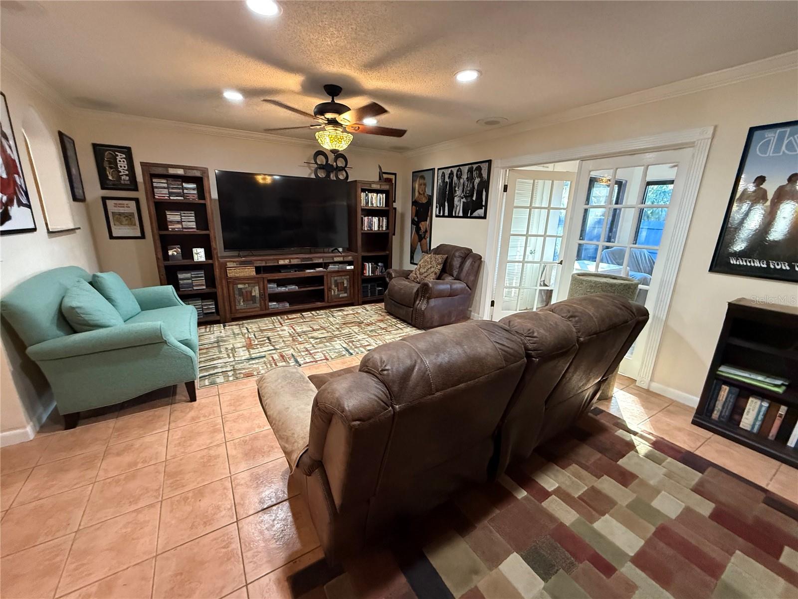 Image 14 of 34 For 2401 Antilles Drive