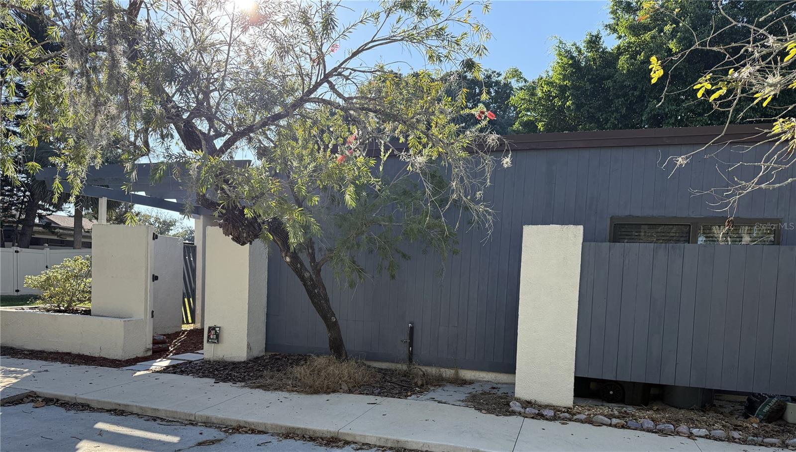 Image 2 of 34 For 2401 Antilles Drive