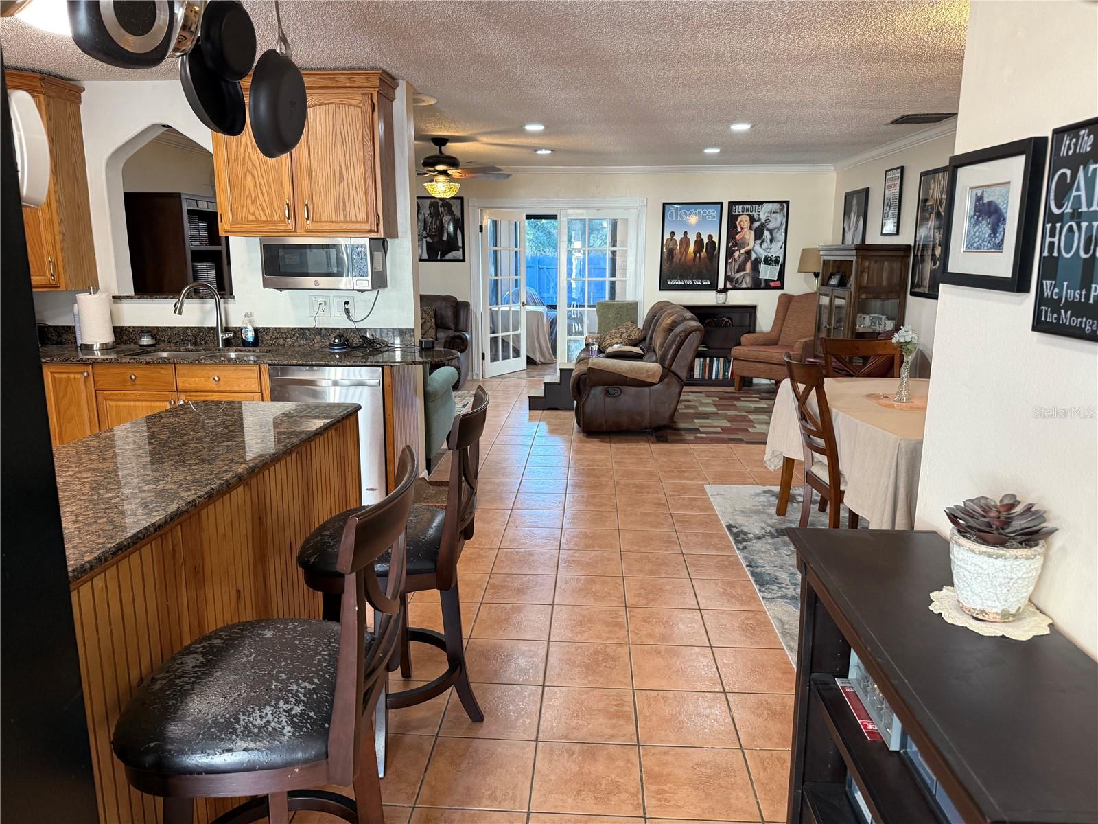 Image 8 of 34 For 2401 Antilles Drive