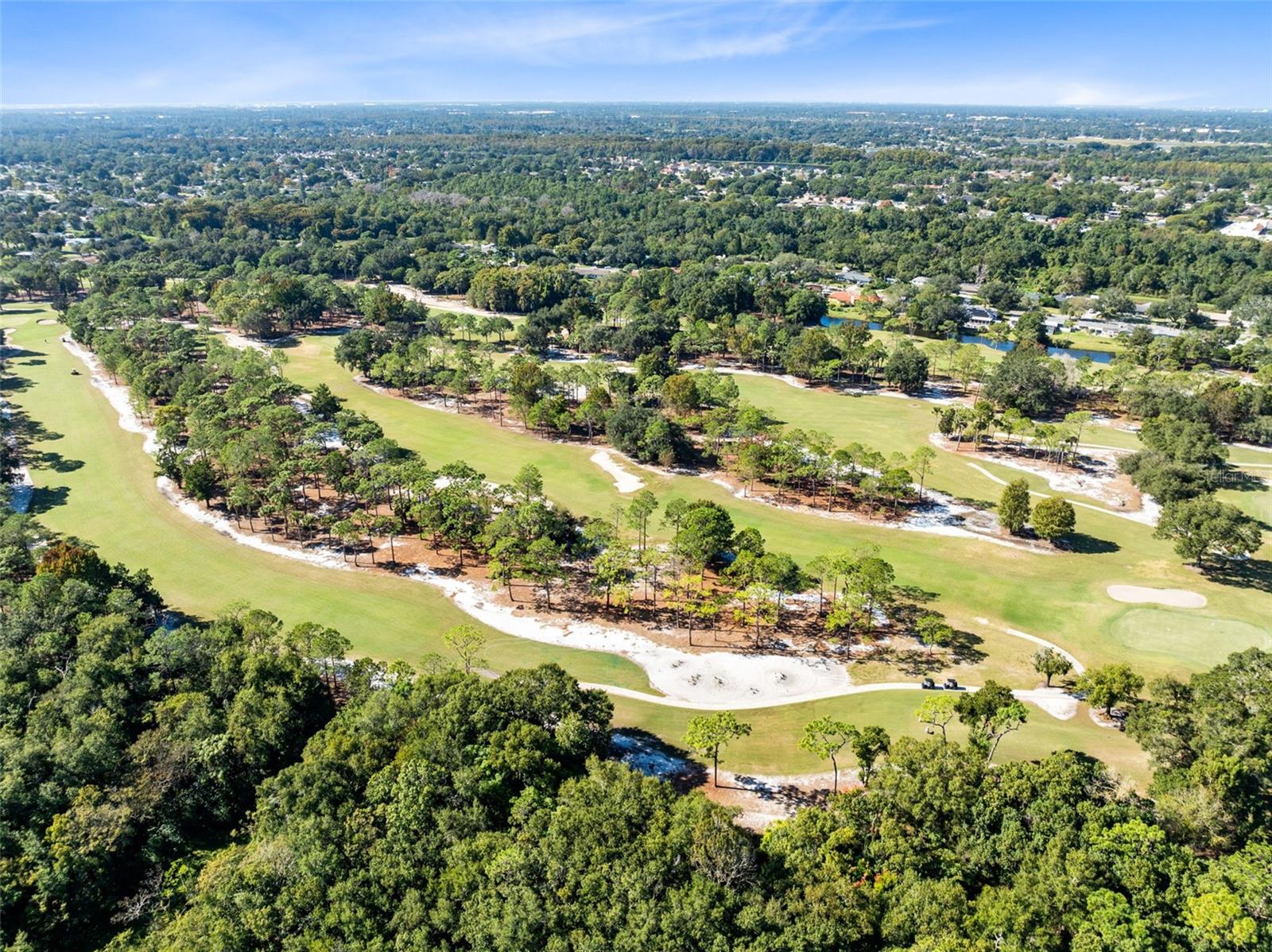 Listing photo id 30 for 404 Charleswood Avenue