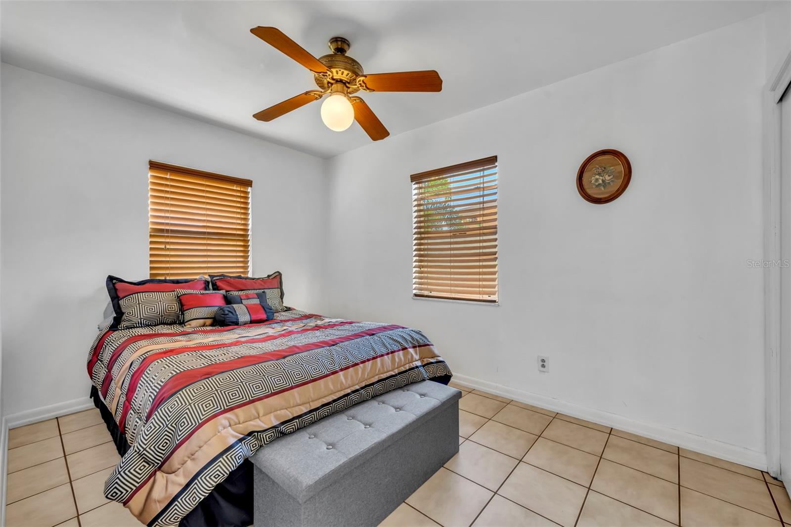 Image 19 of 31 For 2653 Vina Del Mar Boulevard