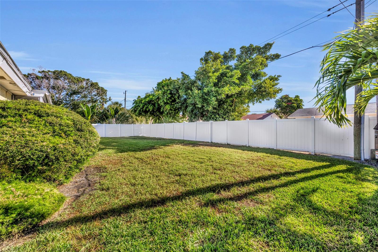 Image 22 of 31 For 2653 Vina Del Mar Boulevard