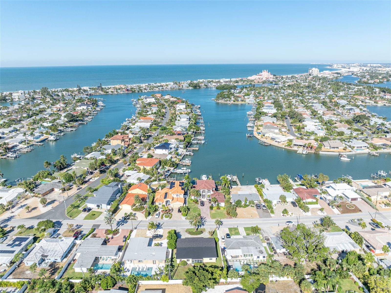 Image 25 of 31 For 2653 Vina Del Mar Boulevard