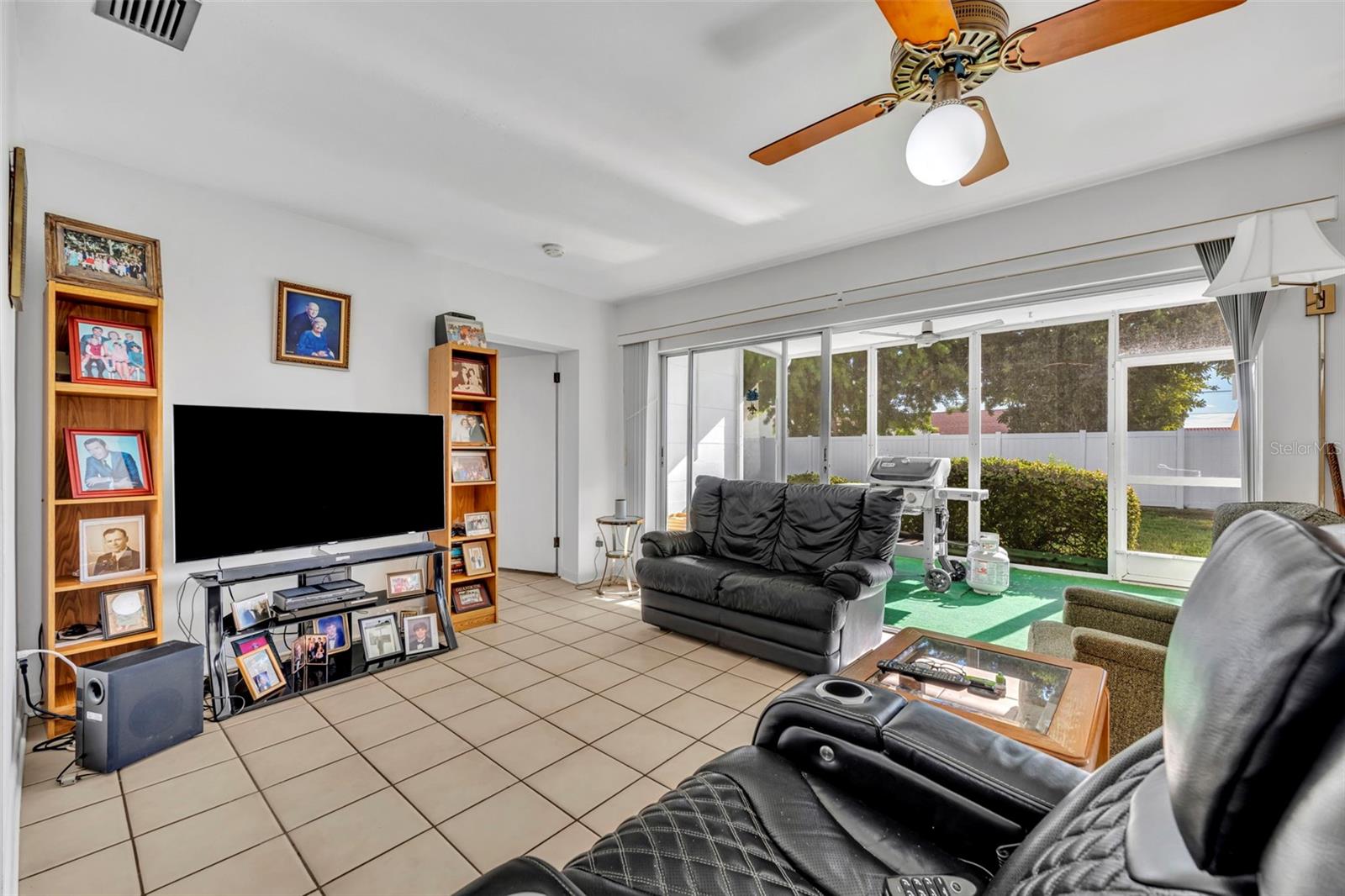 Image 6 of 31 For 2653 Vina Del Mar Boulevard