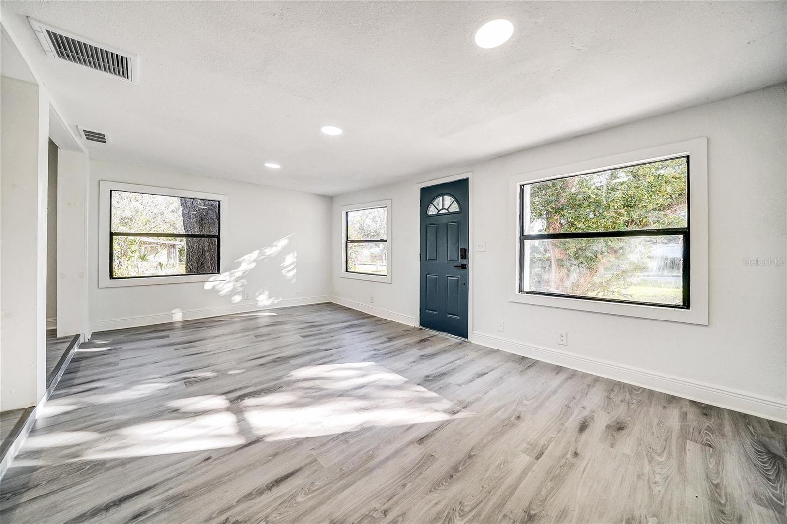 Image 10 of 30 For 8414 20th Street