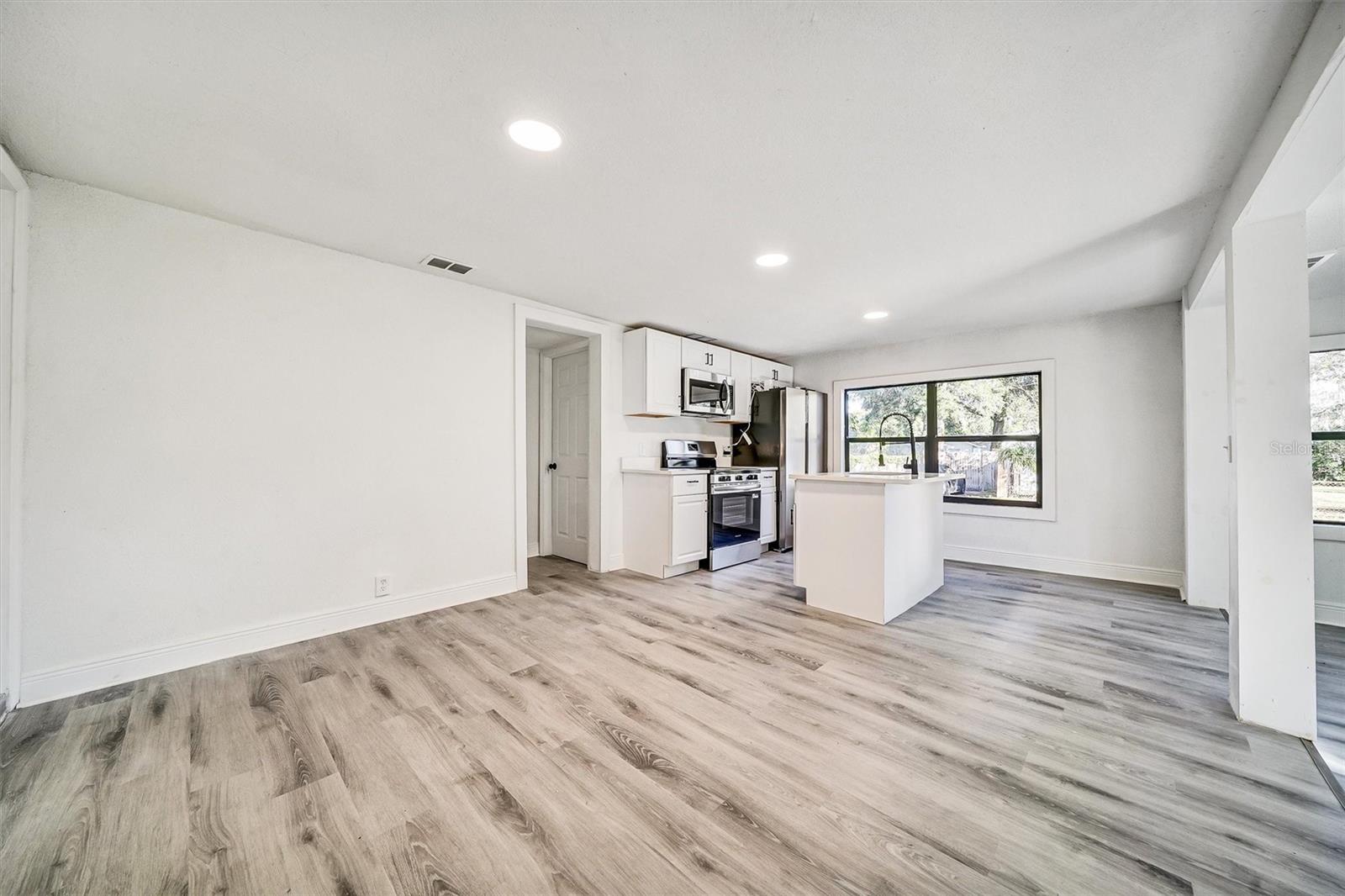 Image 11 of 30 For 8414 20th Street