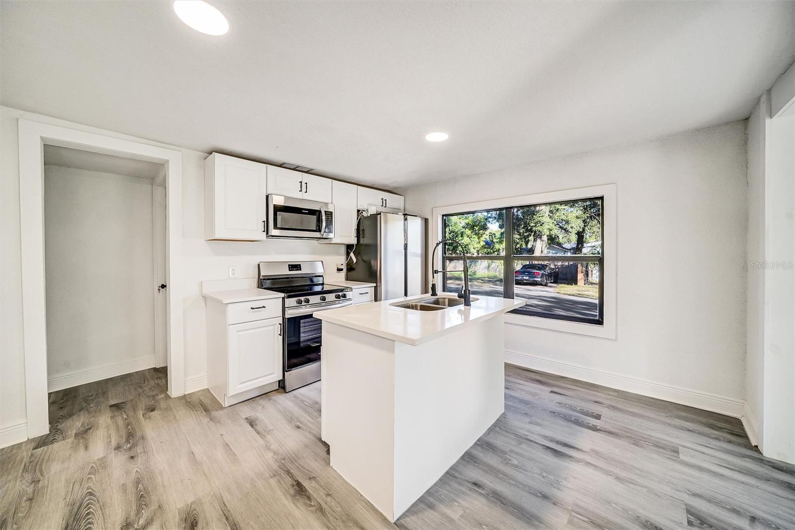 Image 12 of 30 For 8414 20th Street