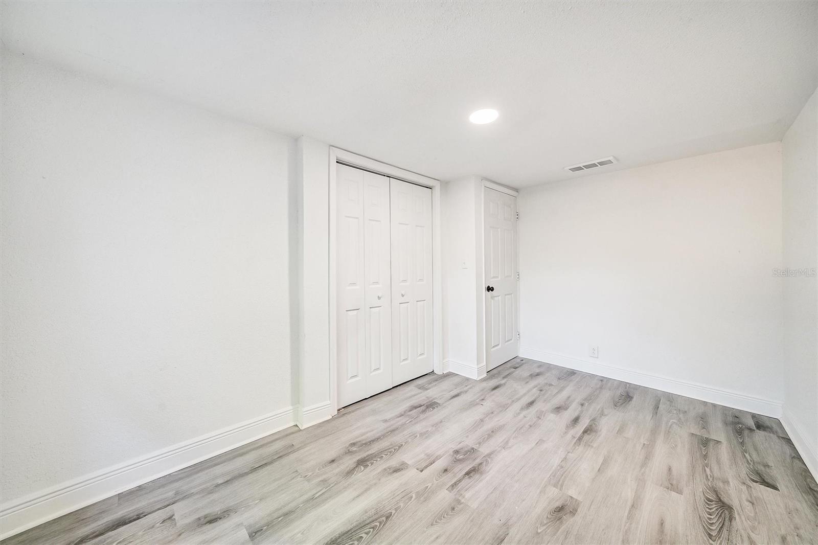 Image 20 of 30 For 8414 20th Street