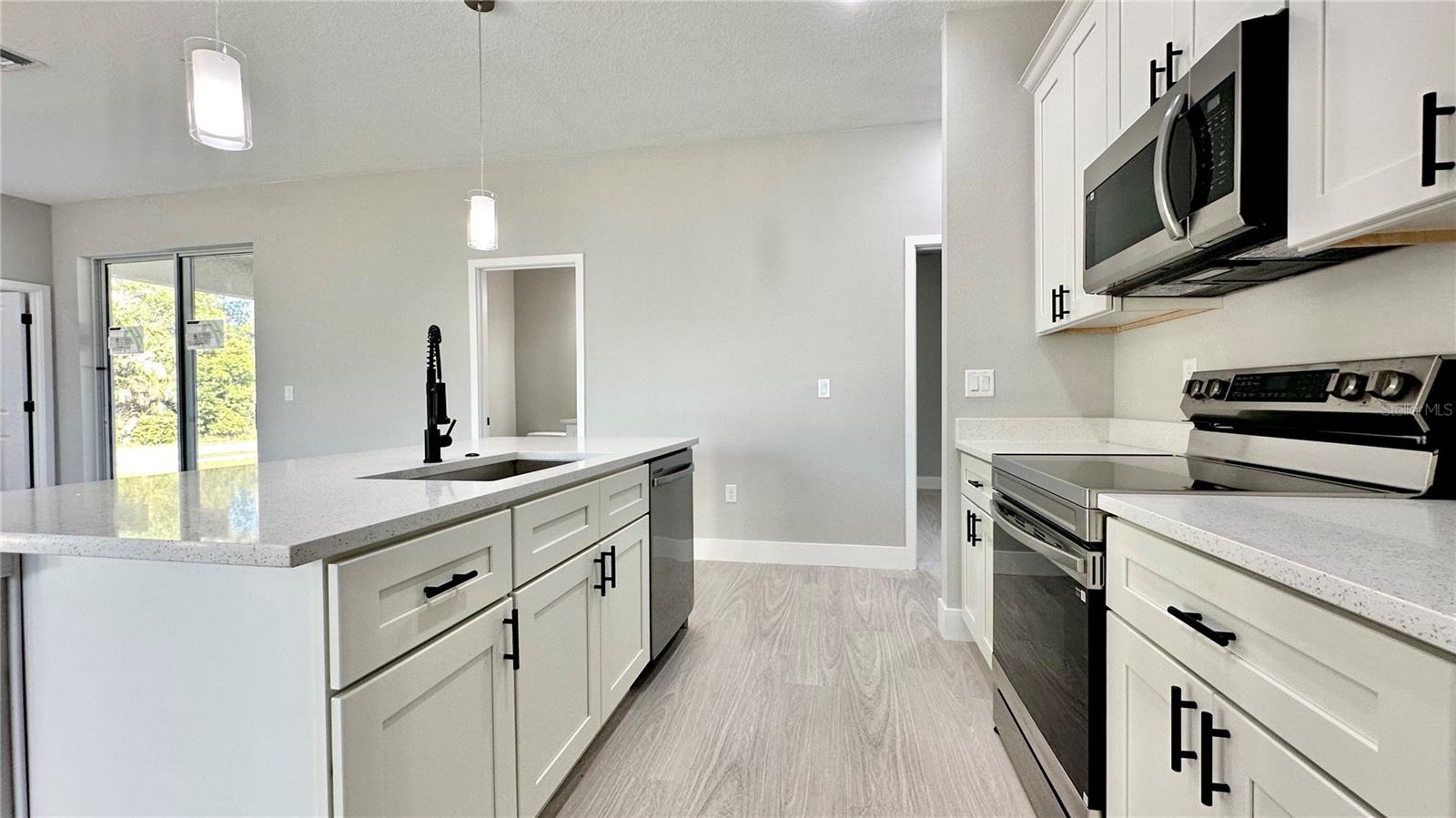 Image 17 of 50 For 701 Fulmar Court