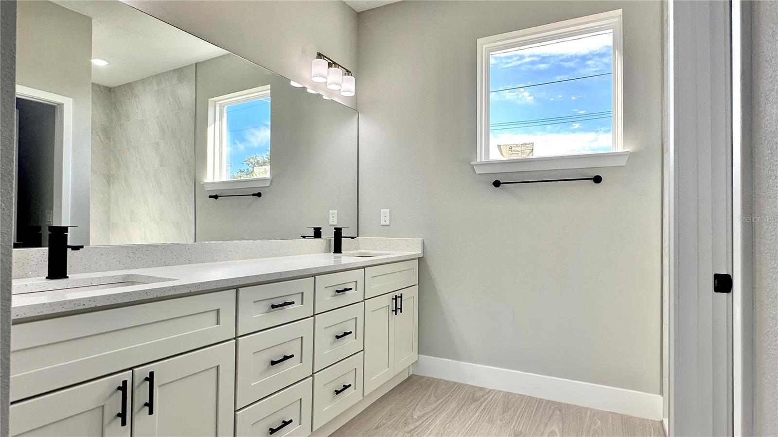 Image 36 of 50 For 701 Fulmar Court