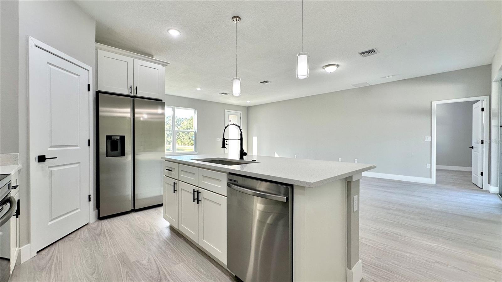 Image 9 of 50 For 701 Fulmar Court