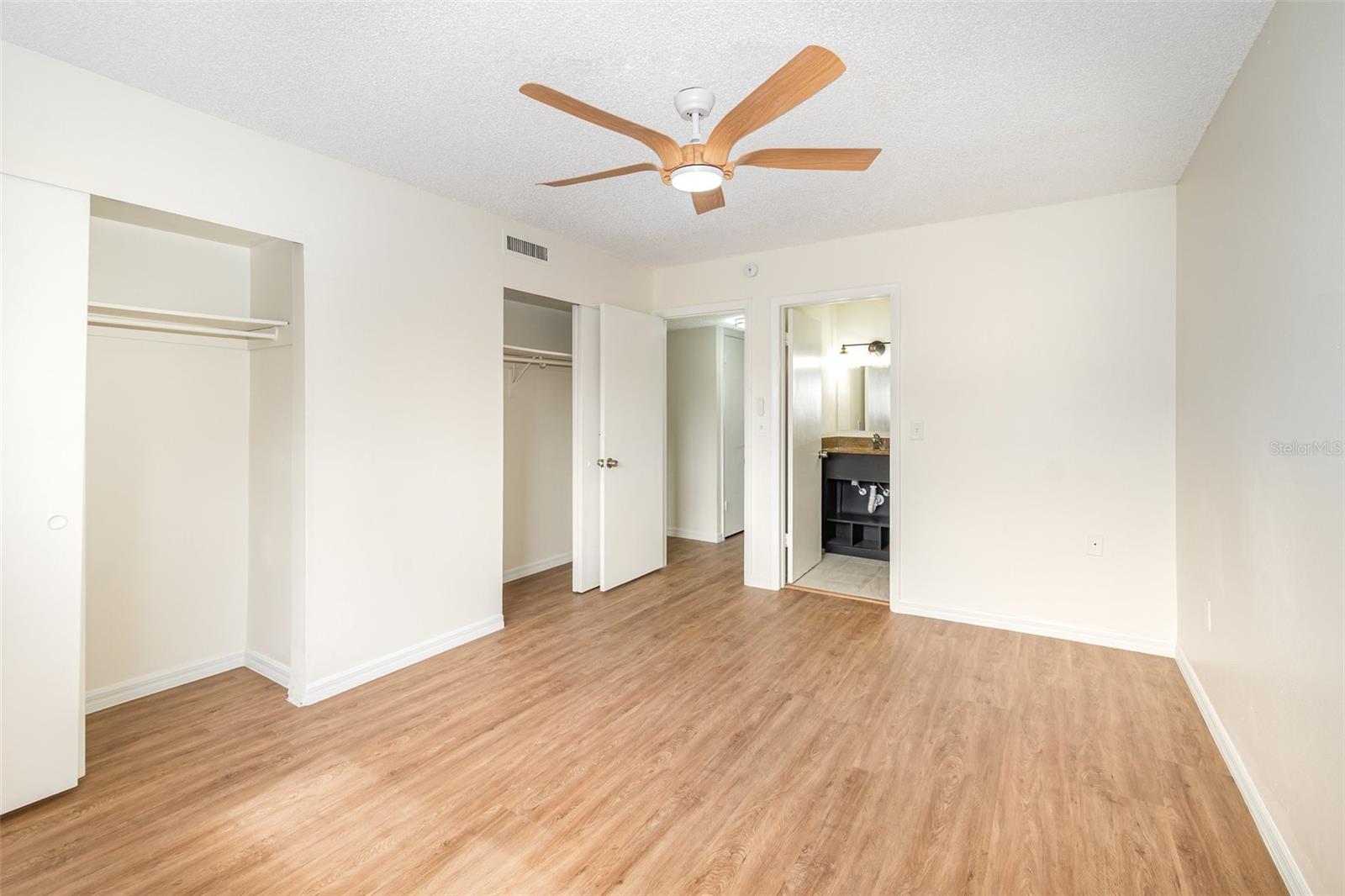 Image 10 of 17 For 1000 Lake Of The Woods Boulevard E206