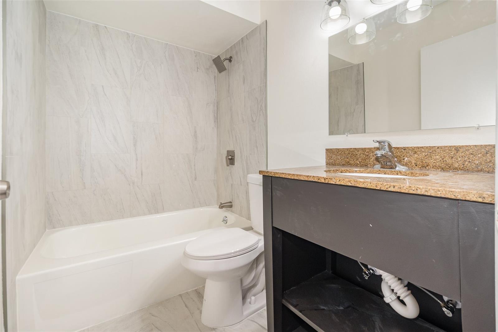 Image 14 of 17 For 1000 Lake Of The Woods Boulevard E206