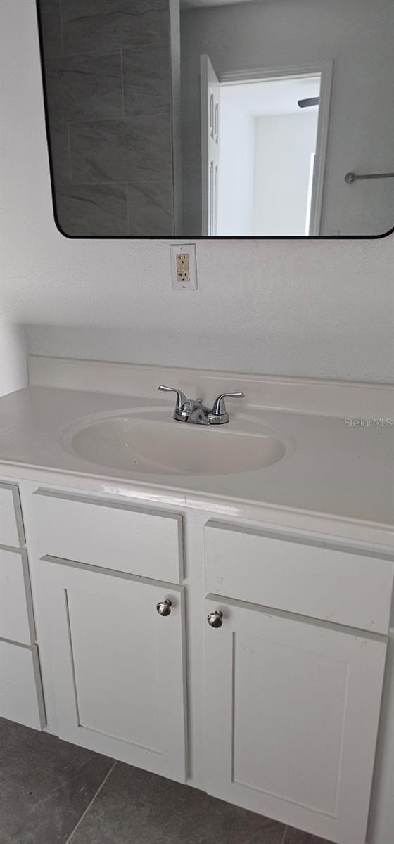 Image 17 of 18 For 2525 Poinsetta Avenue