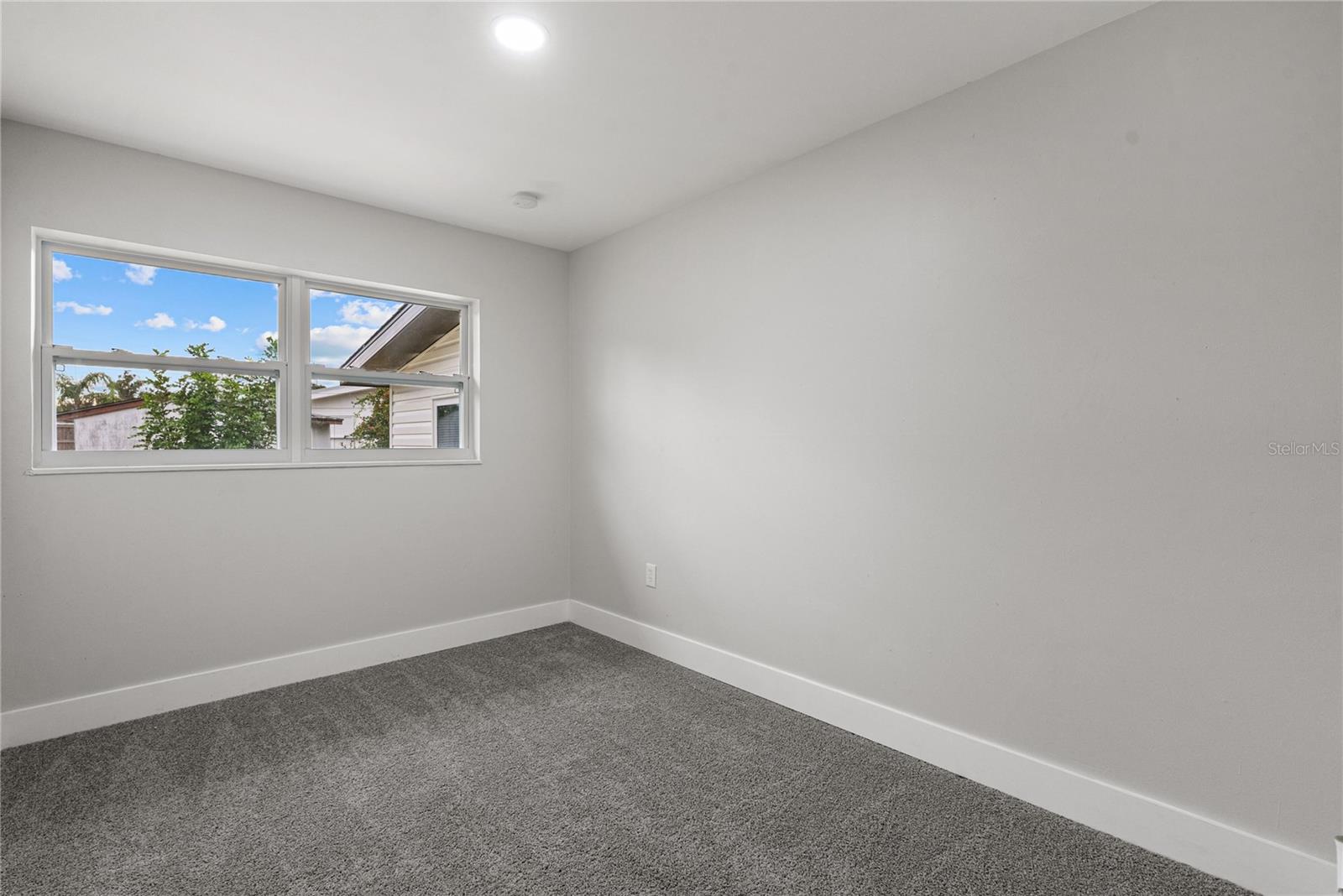 Image 10 of 18 For 3659 Lalani Way