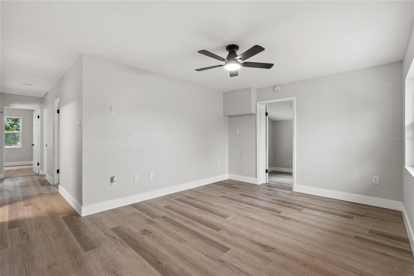 Image 12 of 18 For 3659 Lalani Way