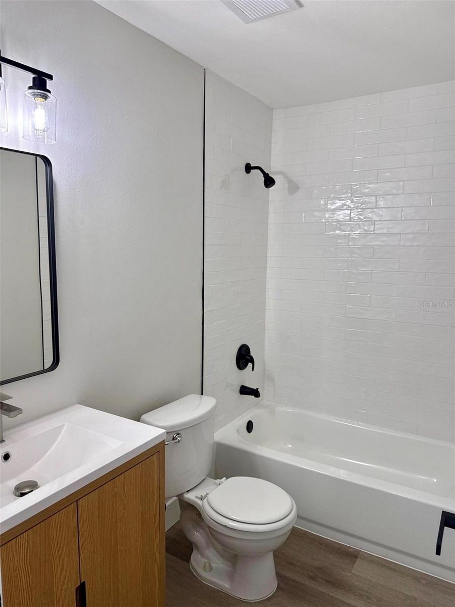 Image 3 of 7 For 3659 Lalani Way