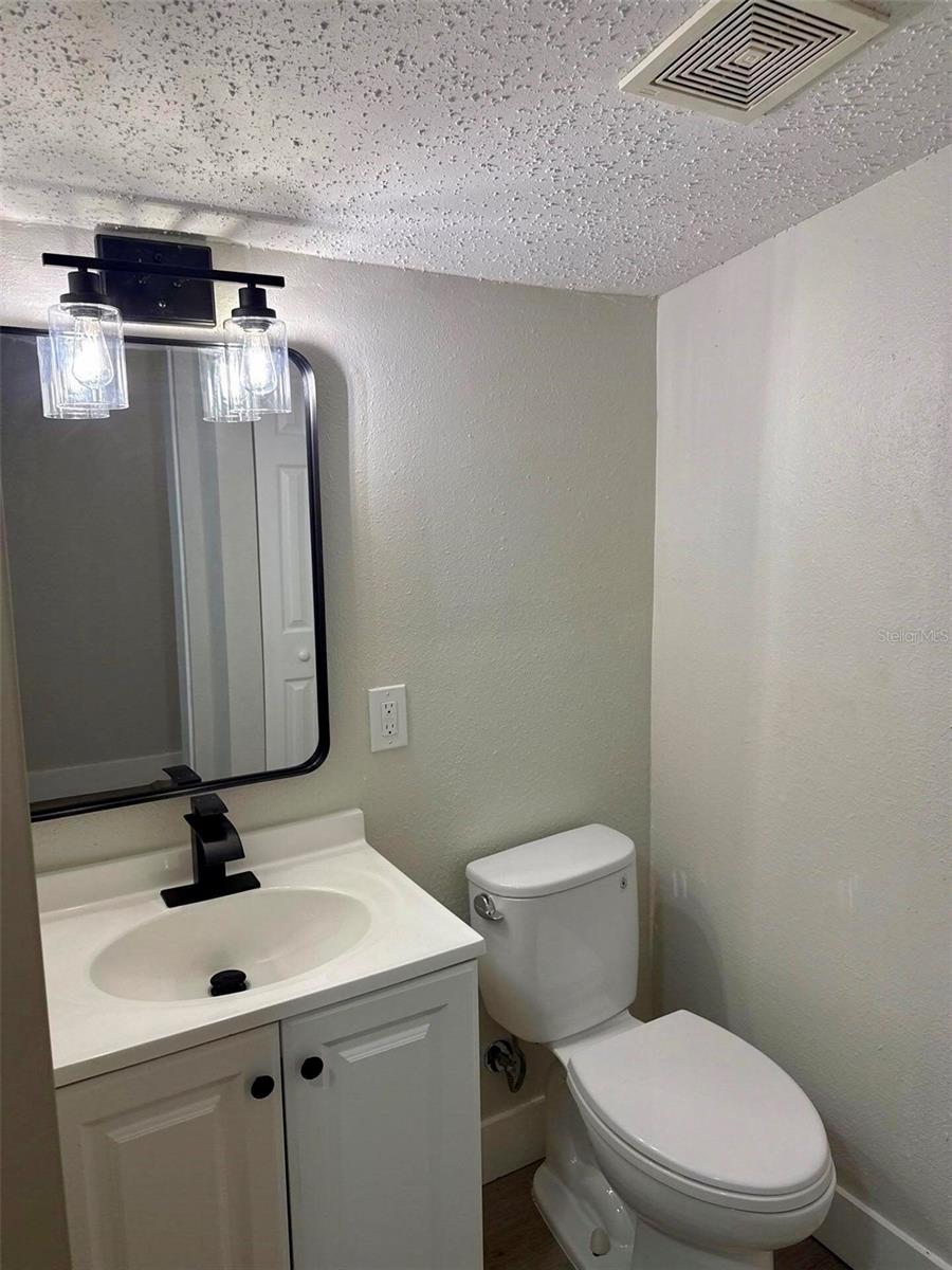 Image 5 of 7 For 3659 Lalani Way