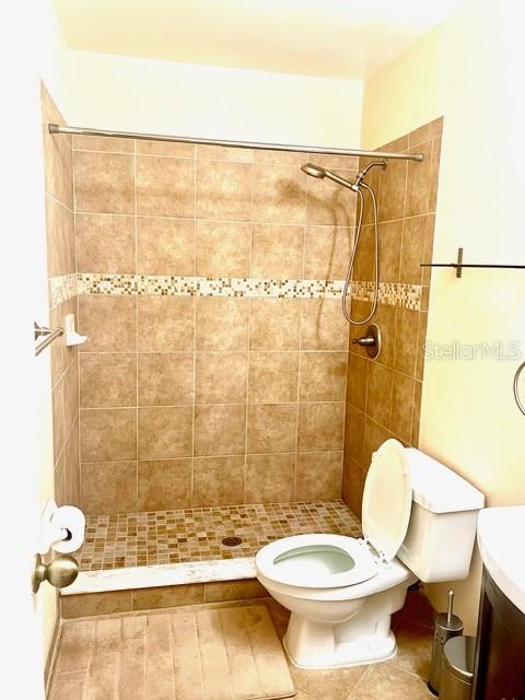 Image 21 of 43 For 8214 Ambrose Cove Way