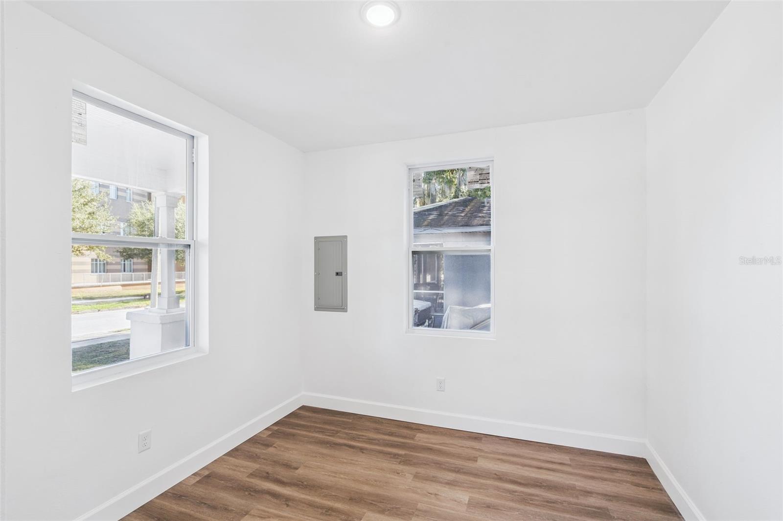 Image 13 of 19 For 248 Magnolia Street