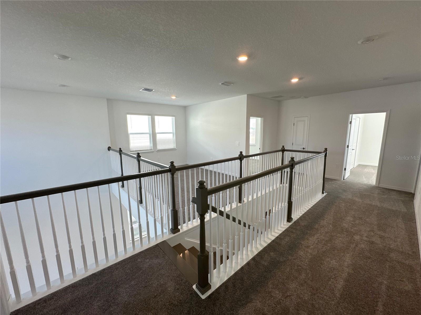 Image 9 of 16 For 1036 Teal Creek Drive