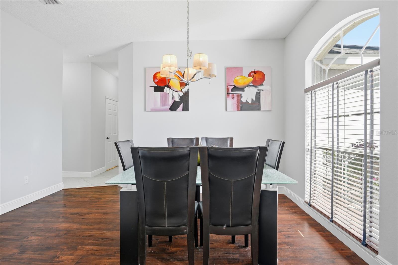 Image 10 of 34 For 930 Oak Chase Drive