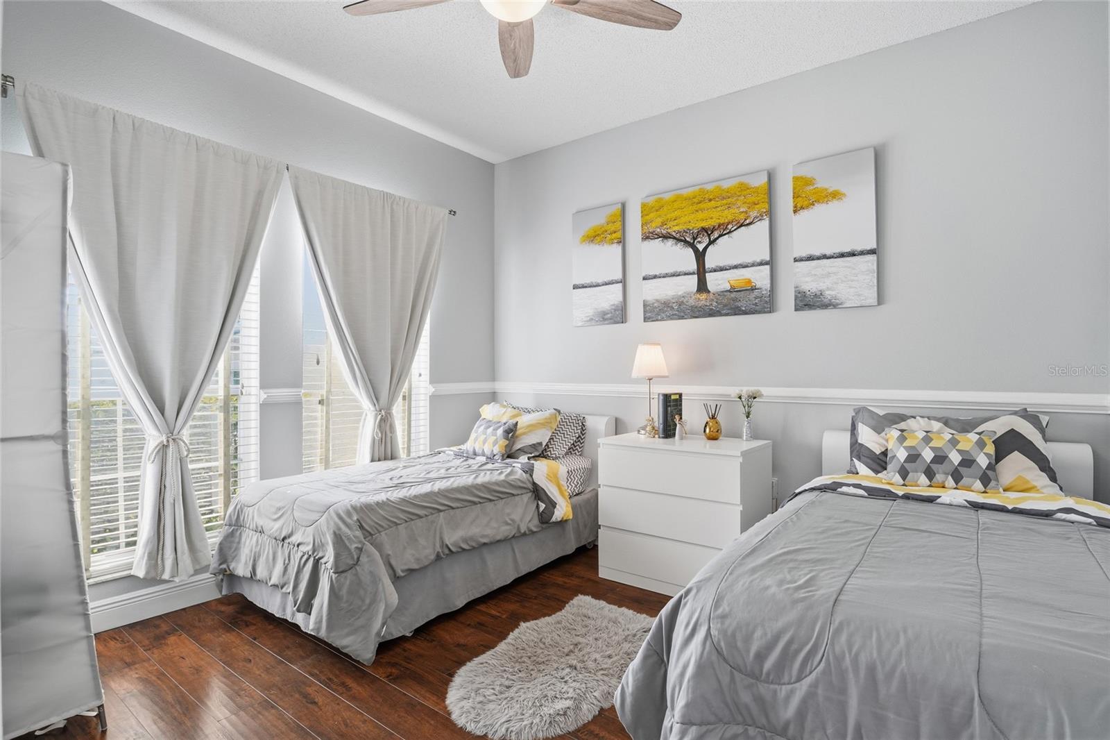 Image 15 of 34 For 930 Oak Chase Drive