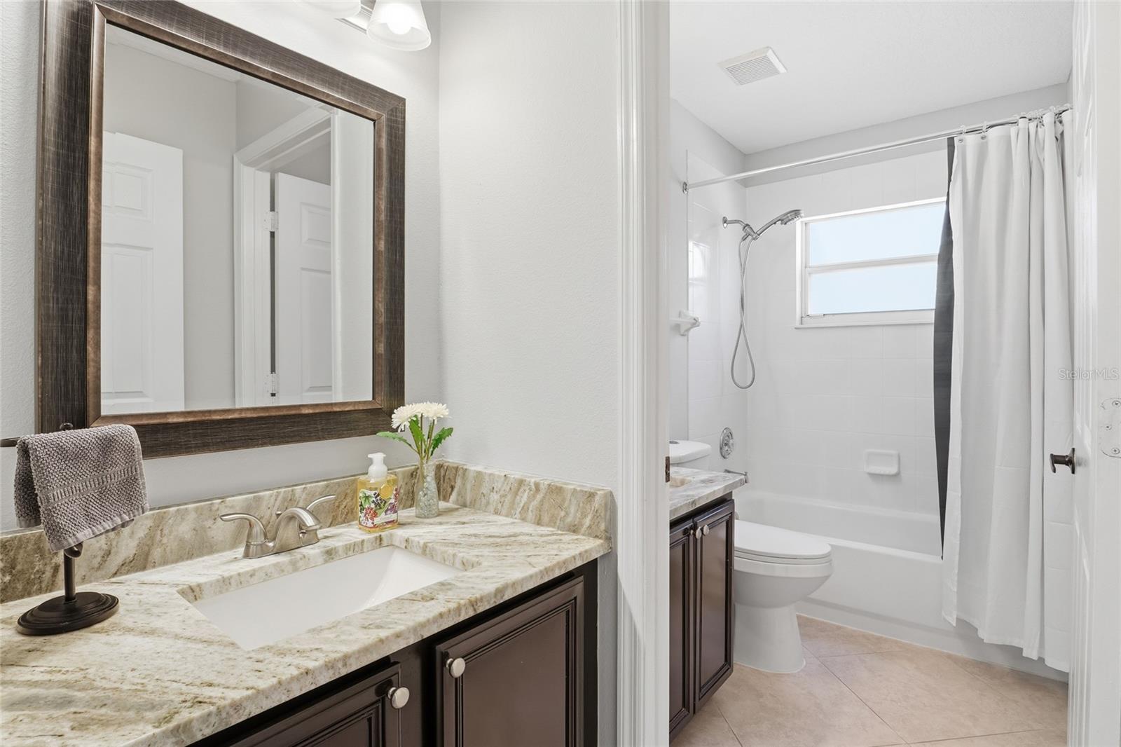 Image 22 of 34 For 930 Oak Chase Drive