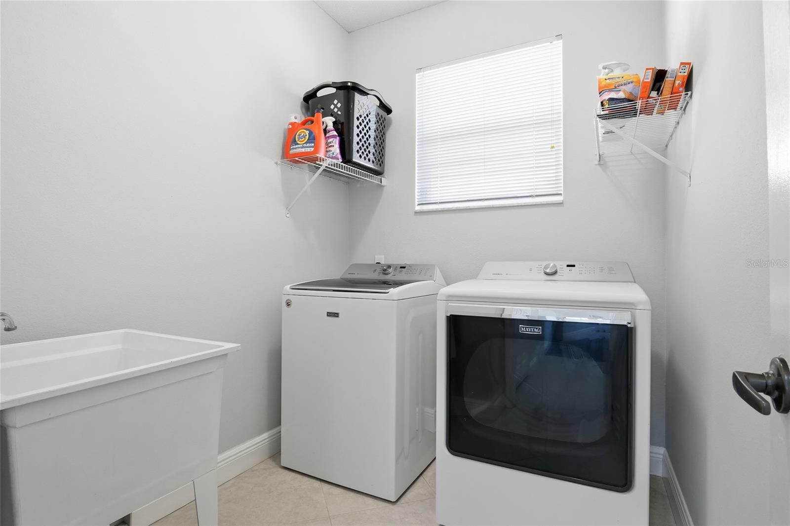 Image 23 of 34 For 930 Oak Chase Drive