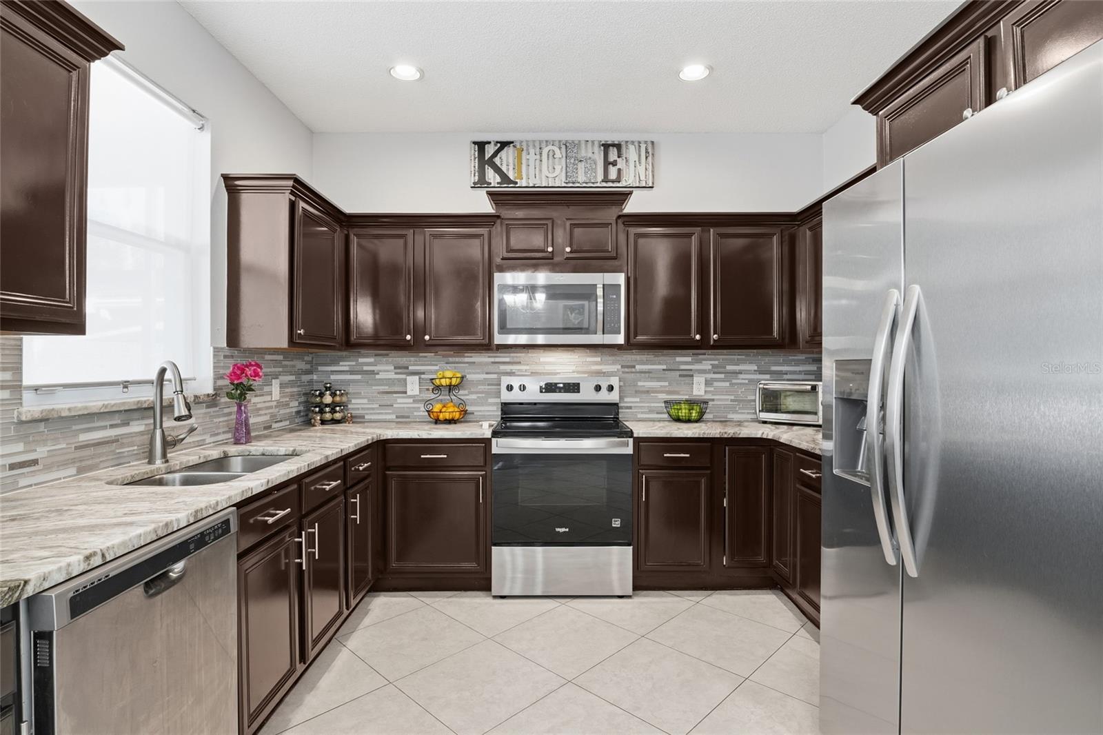 Image 7 of 34 For 930 Oak Chase Drive