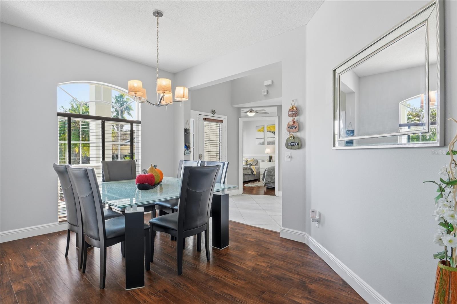 Image 9 of 34 For 930 Oak Chase Drive