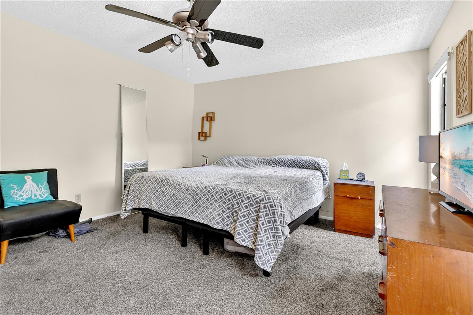 Image 12 of 35 For 4212 Reynard Court