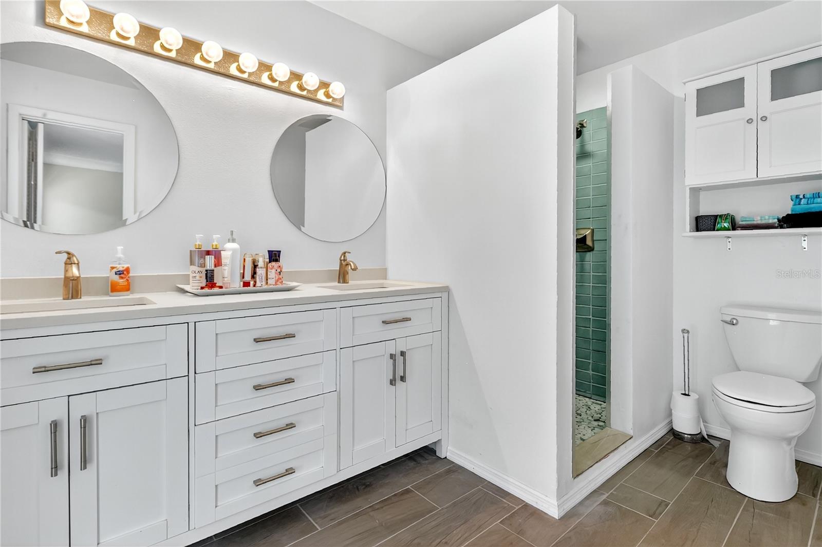 Image 13 of 35 For 4212 Reynard Court