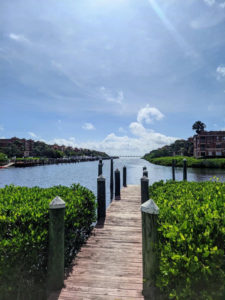 Image 17 of 22 For 2747 Via Capri  1131