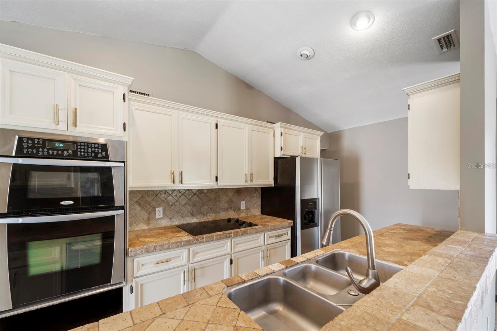 Image 2 of 4 For 3310 Middletown Street