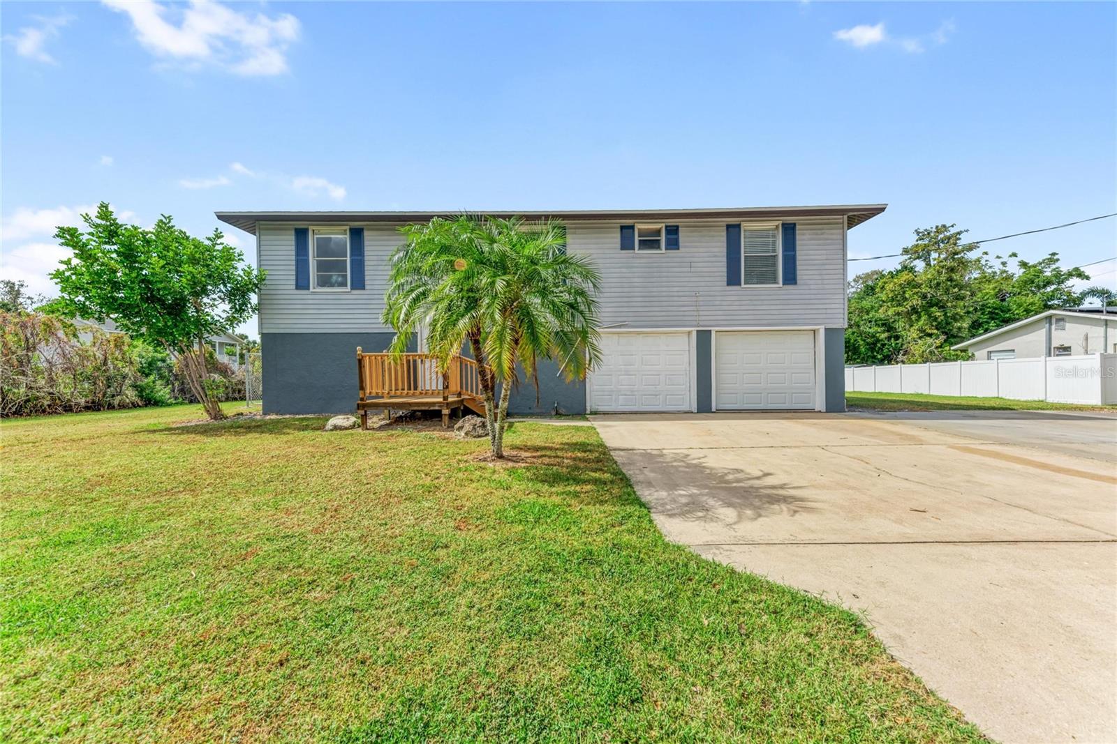 Details for 4233 5th Avenue W, PALMETTO, FL 34221