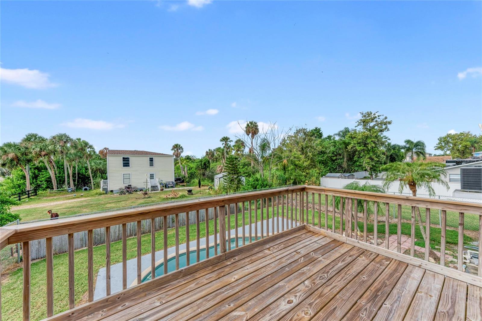 Image 18 of 22 For 4233 5th Avenue W