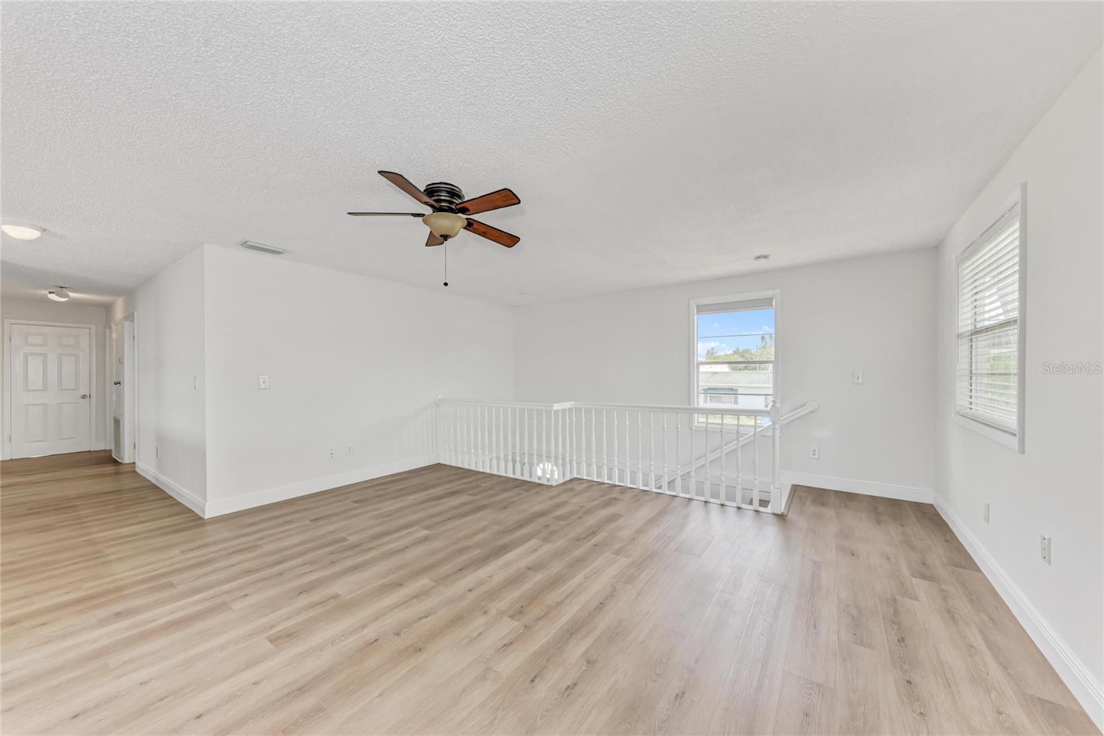 Image 3 of 22 For 4233 5th Avenue W