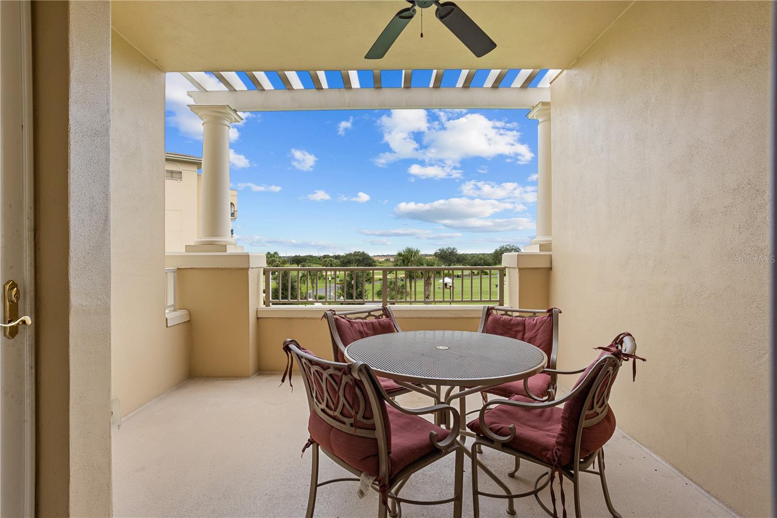 Listing photo id 10 for 8495 Miracle Drive Ne 305