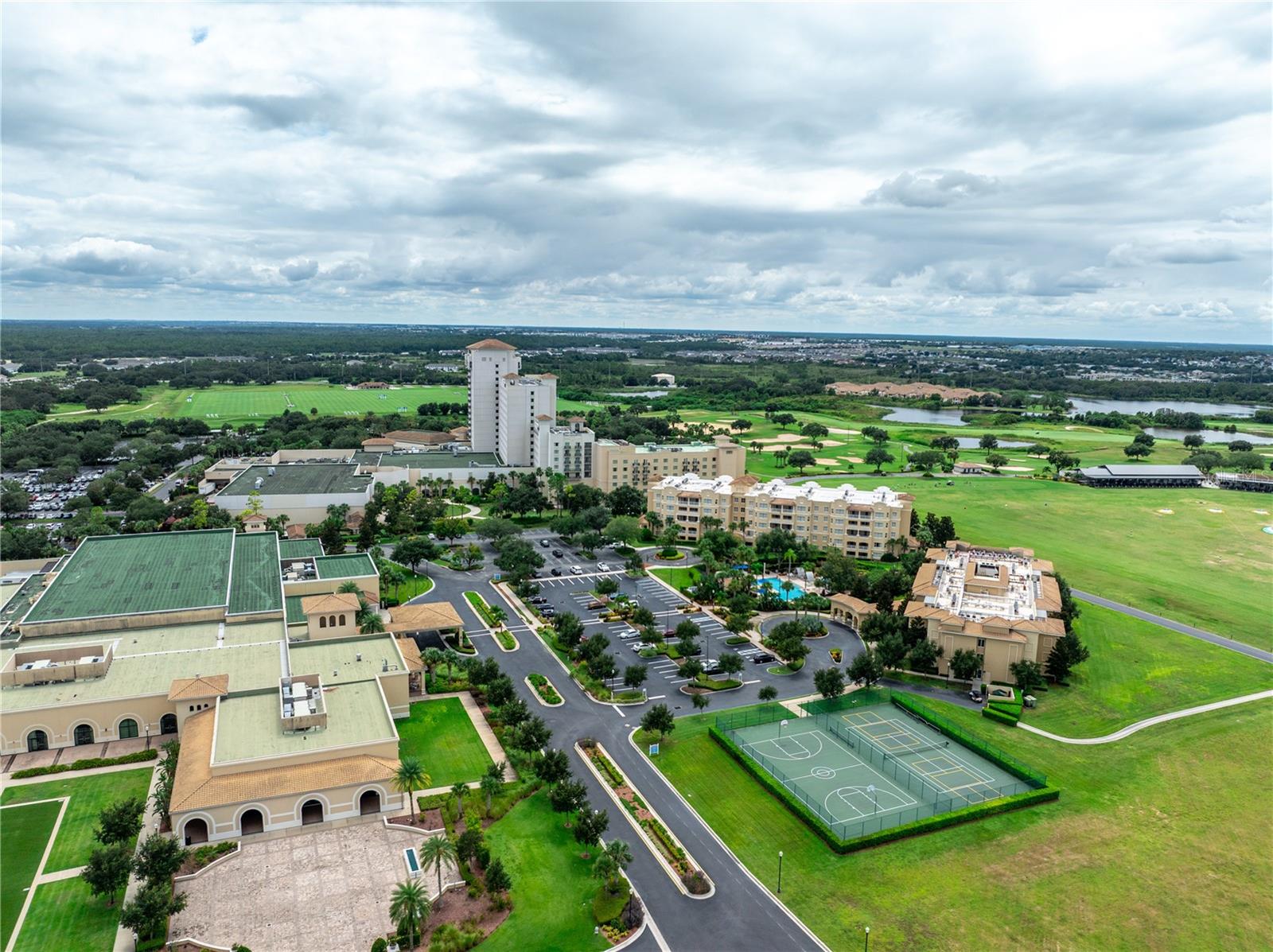 Listing photo id 0 for 8495 Miracle Drive Ne 305