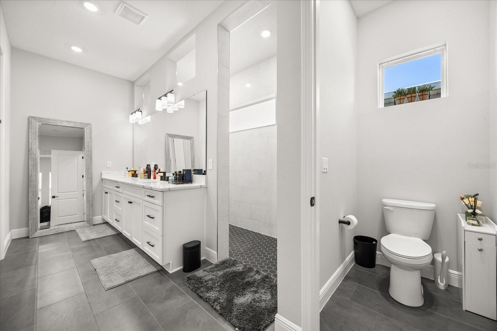 Image 25 of 50 For 10175 Peebles Street