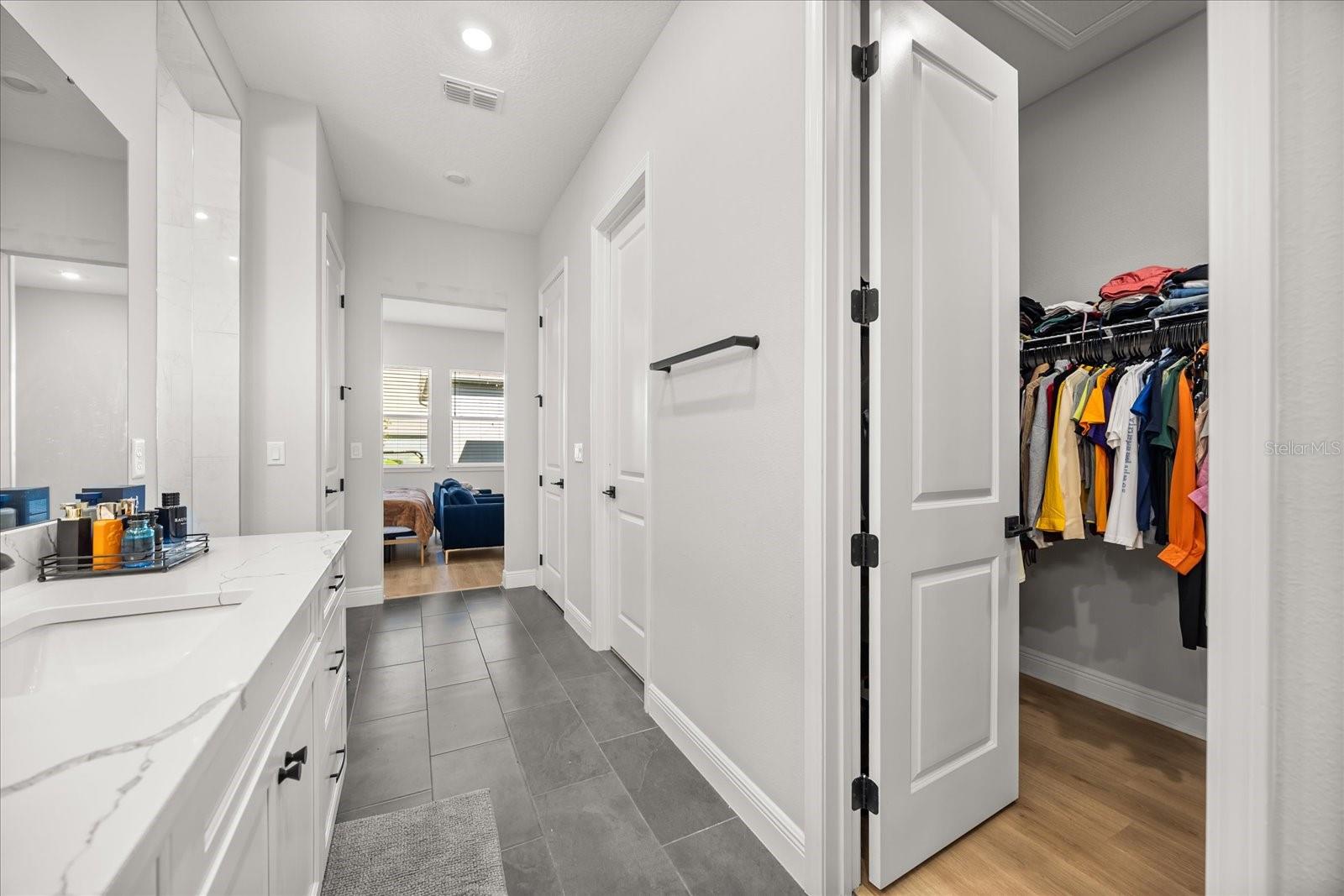 Image 27 of 50 For 10175 Peebles Street