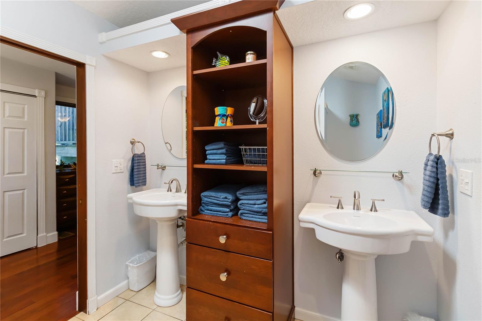 Image 17 of 65 For 4690 Rummell Road